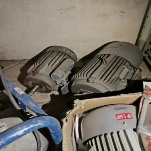 الکترو موتور 5.5 اسب ترمز دار 1450 دور 3 فاز مارک  PEM